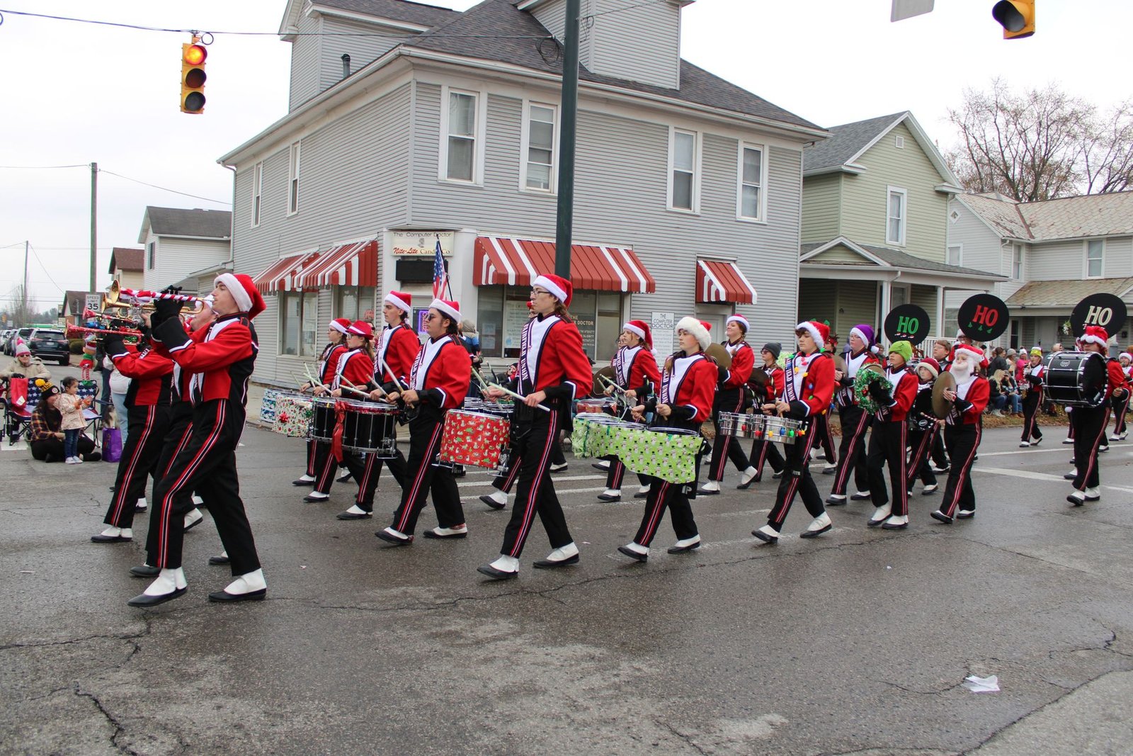 Attend the annual Maryville Christmas Parade