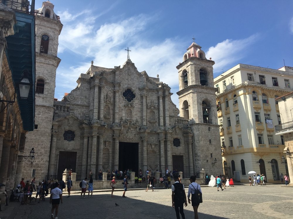 Experience the vibrant atmosphere of Plaza de la Catedral