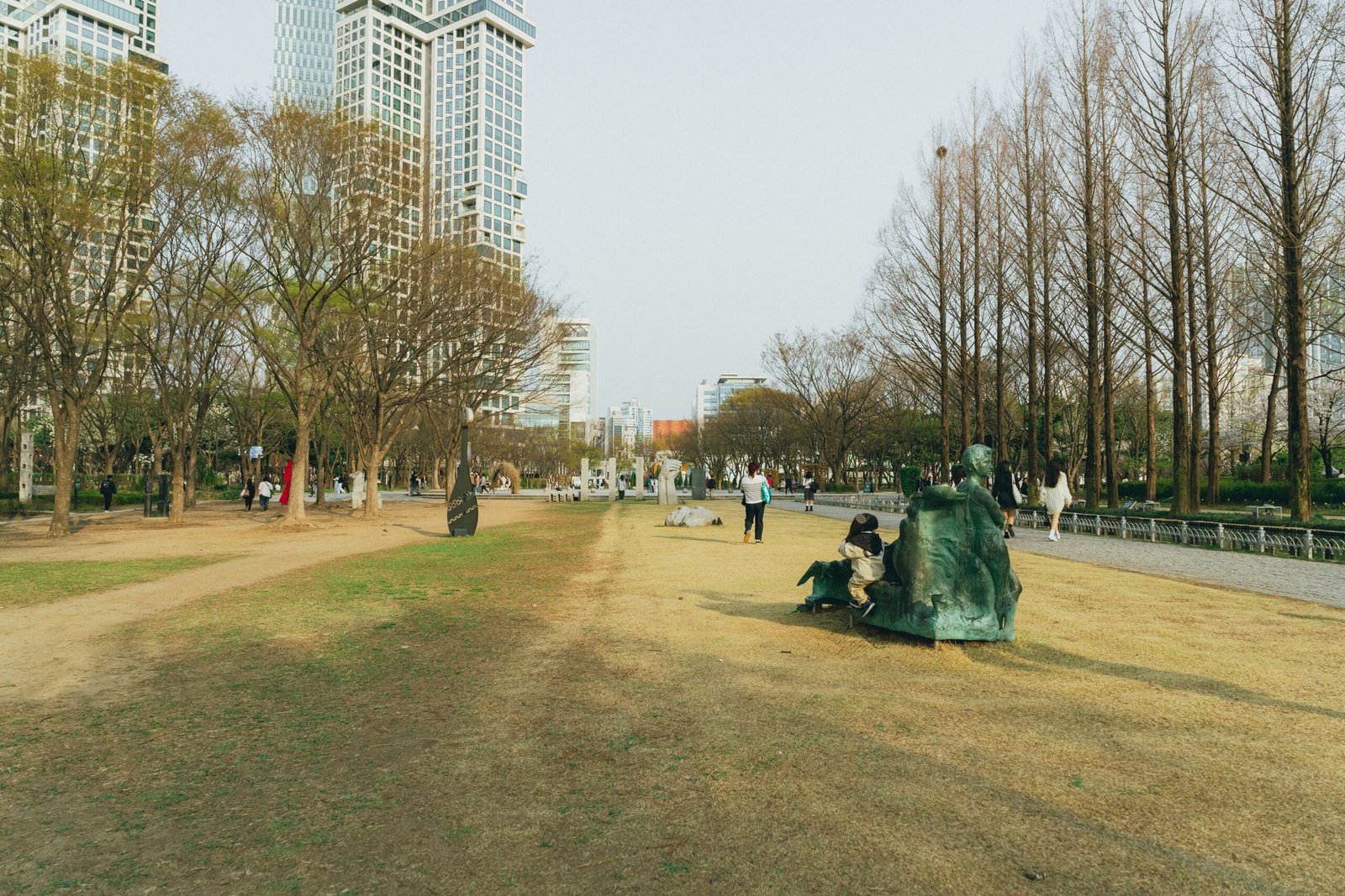 Enjoy a Cultural Experience at the Ikebukuro Nishiguchi Park