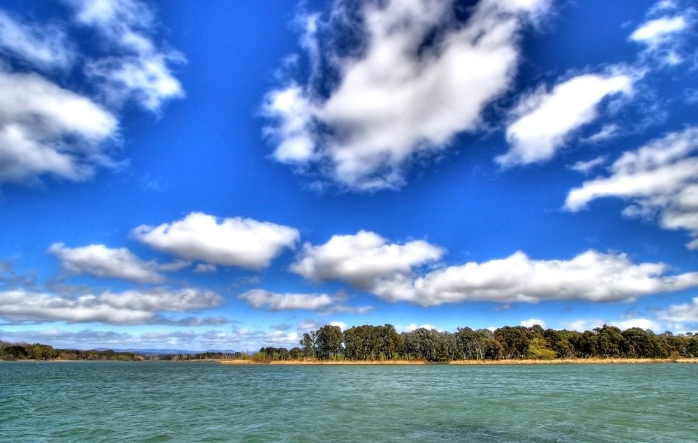 Explore Lake Burley Griffin