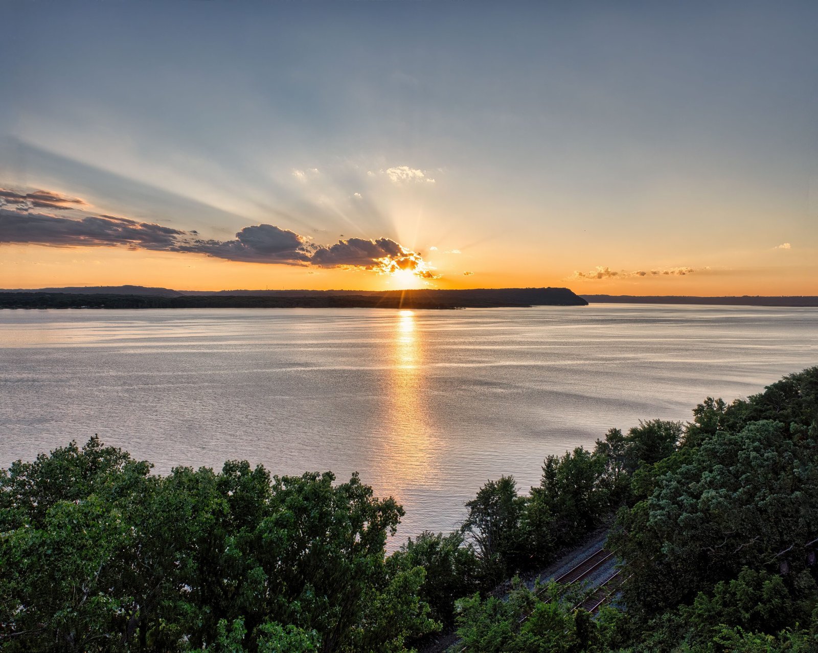 Explore the Scenic Beauty of Lake Guntersville State Park