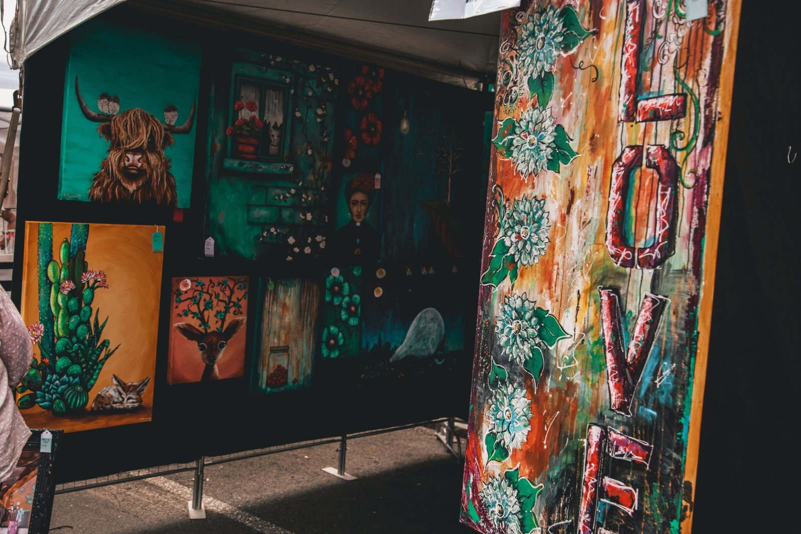 Check Out the Local Art Scene During the First Friday Art Walk in Ventura