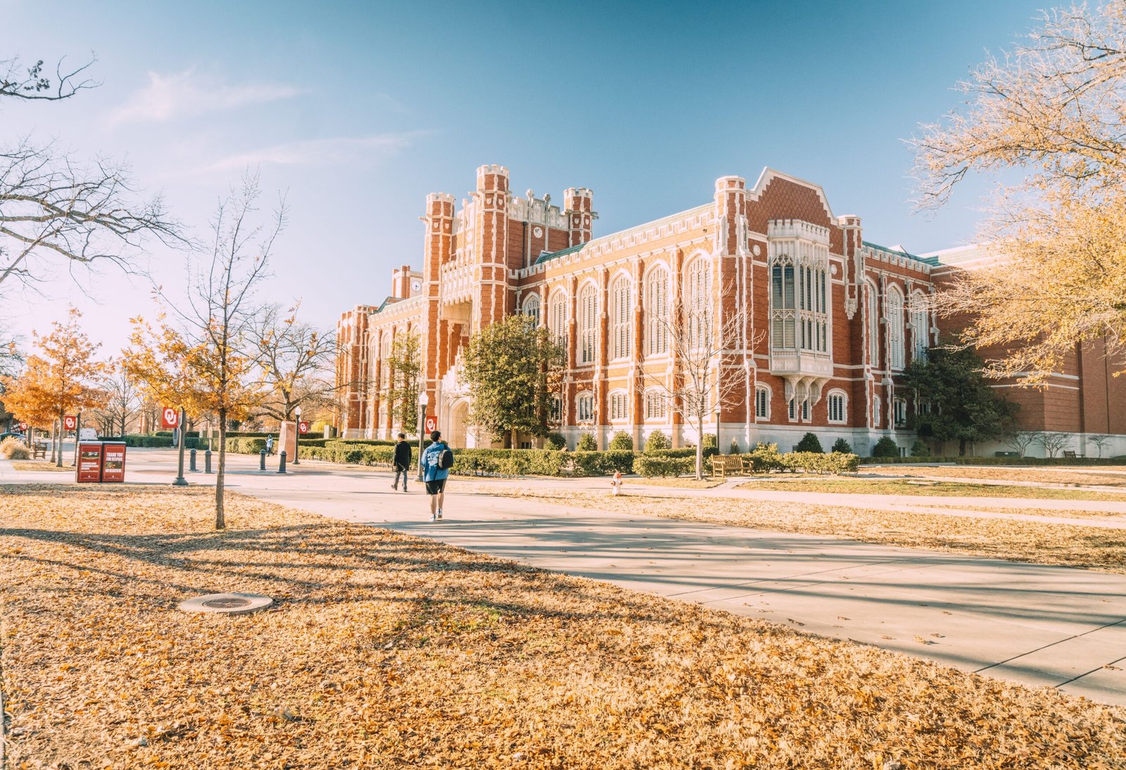 Discover Local History at the Oklahoma City Heritage Hills Neighborhood