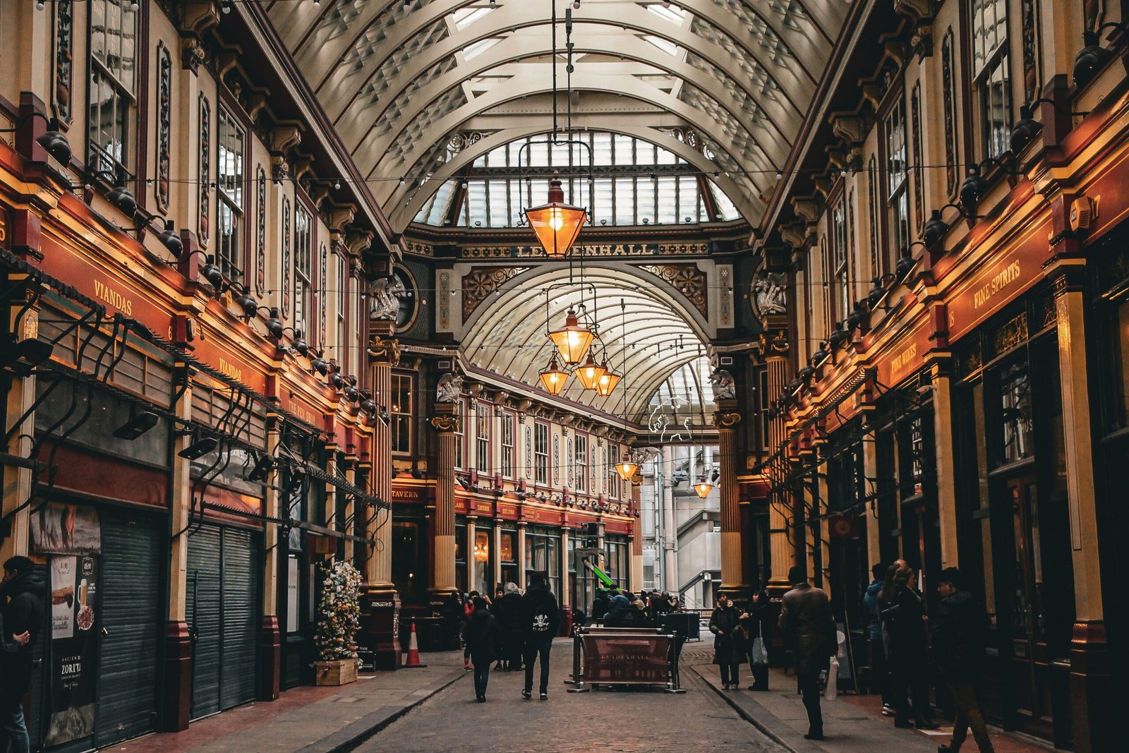 Stroll Through Leadenhall Market, the Inspiration for Diagon Alley