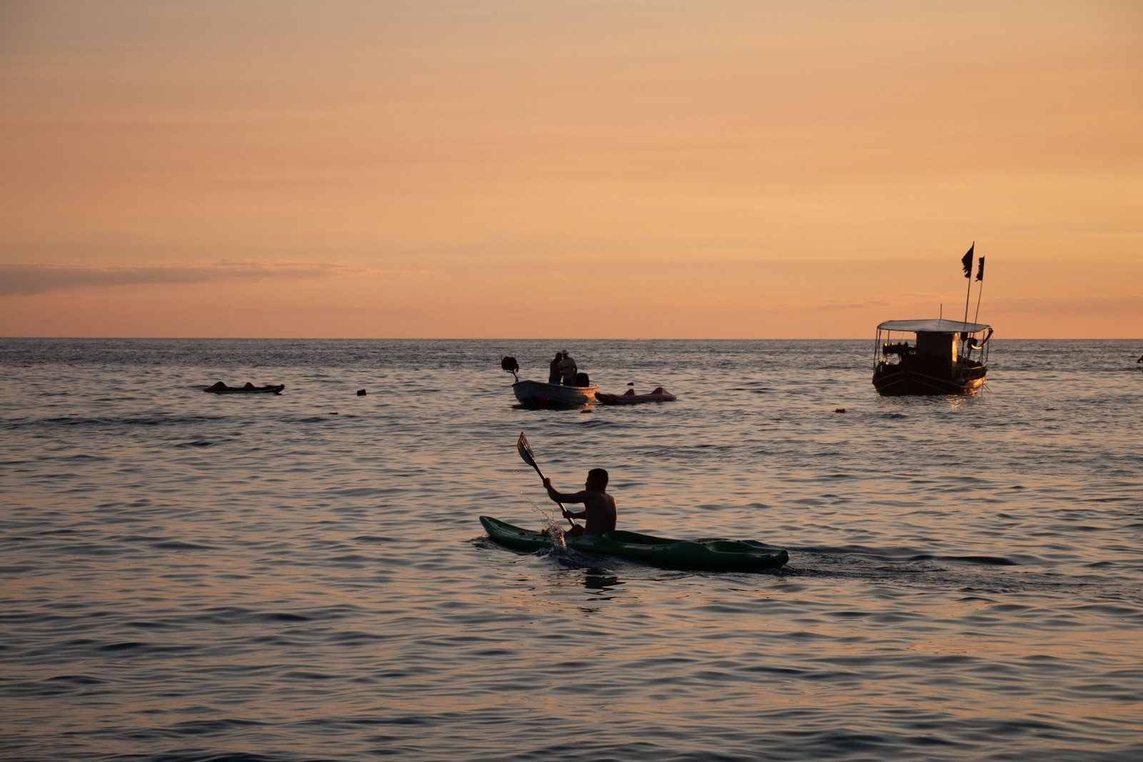 Explore the Santa Barbara Harbor by Renting a Kayak or Paddleboard