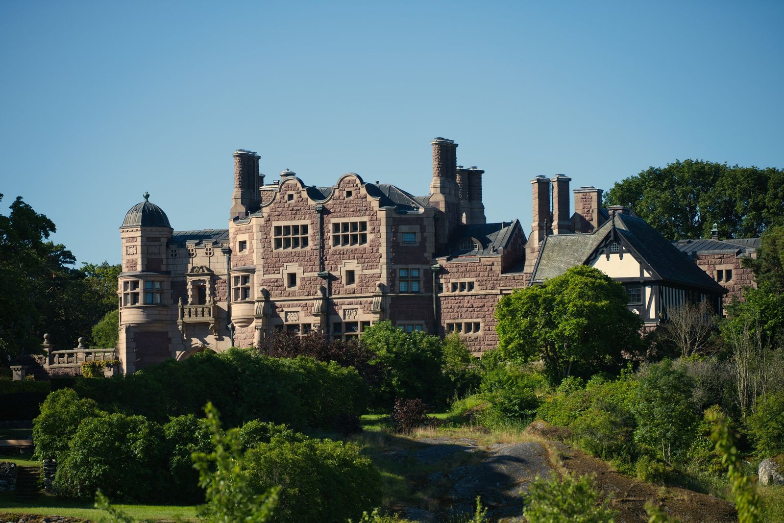 Tour the Mark Twain House & Museum in Hartford, Connecticut