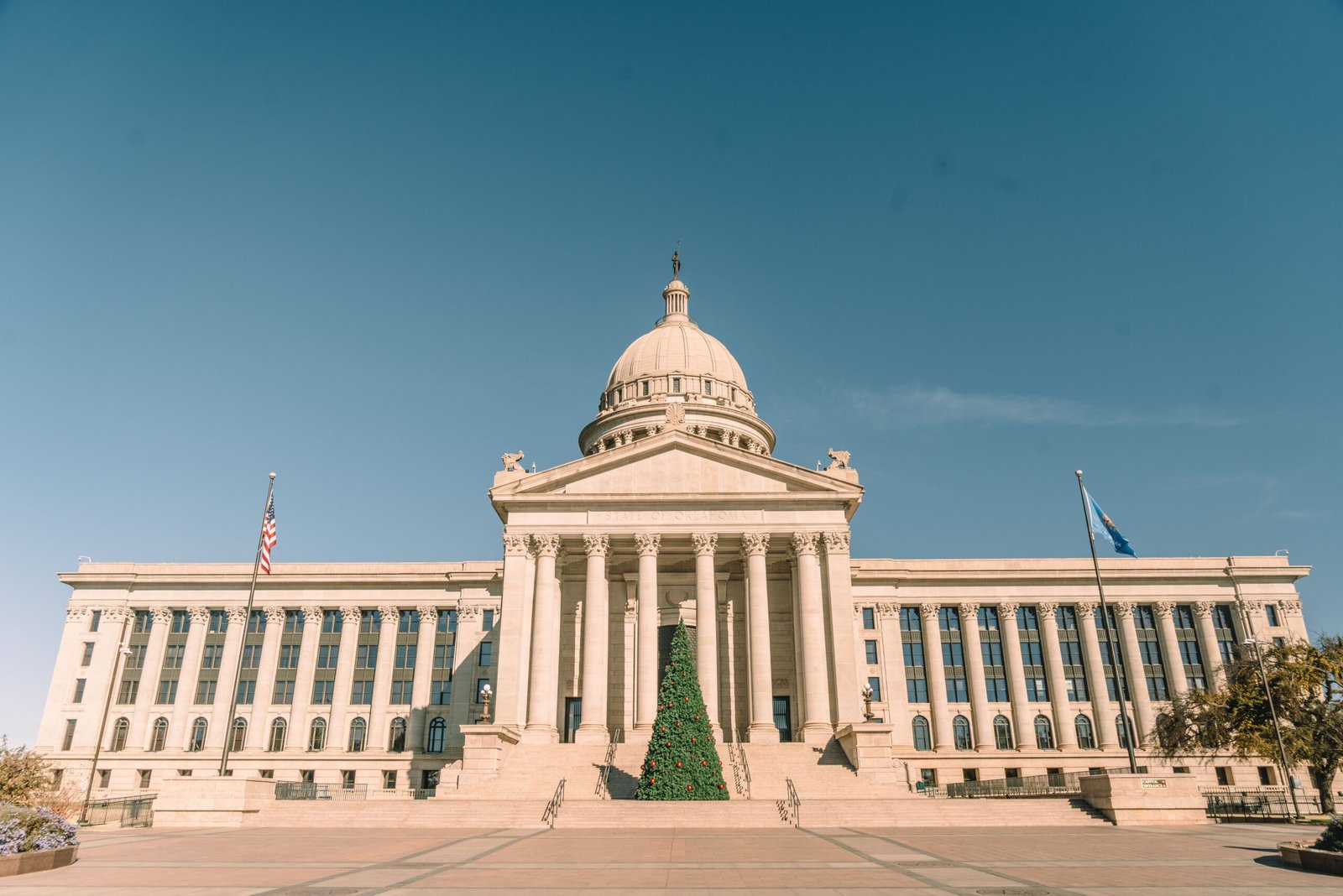 Tour the Oklahoma State Capitol Building