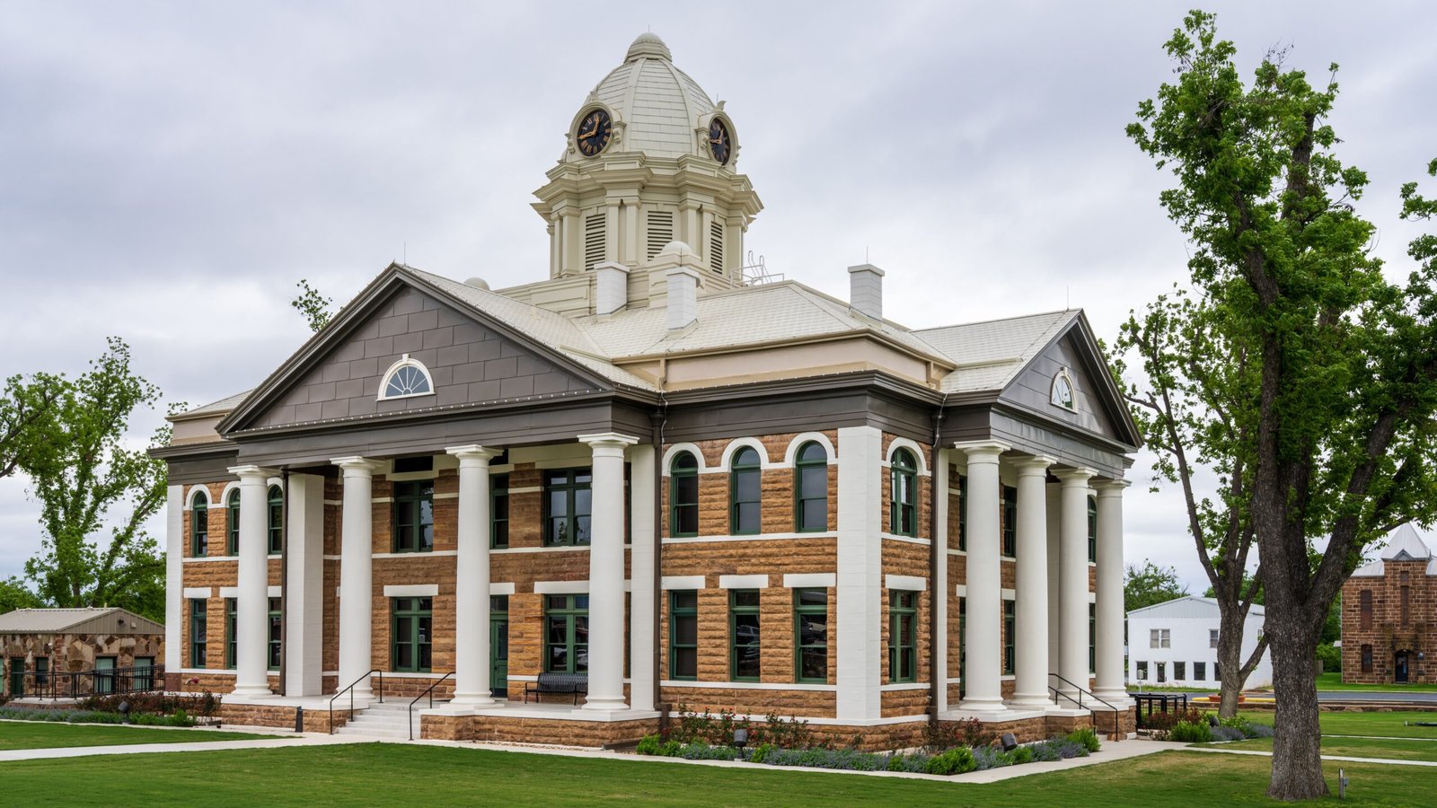 Visit the Historic McDowell County Courthouse