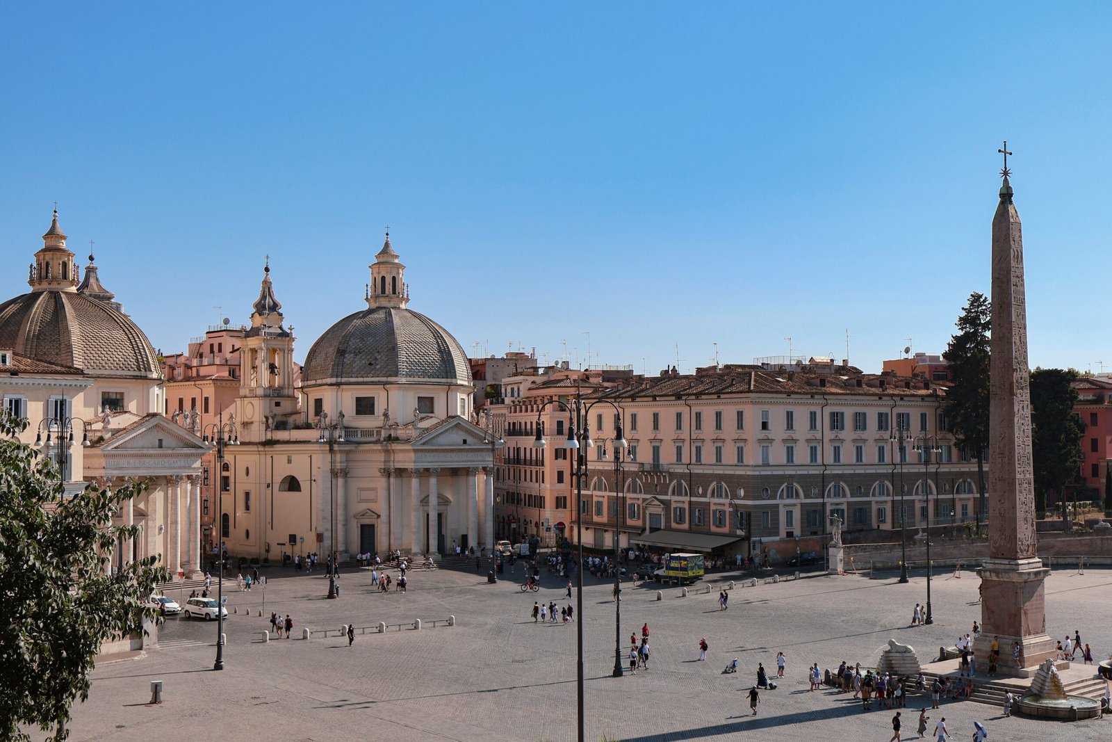 Explore the historical charm of the Piazza del Popolo