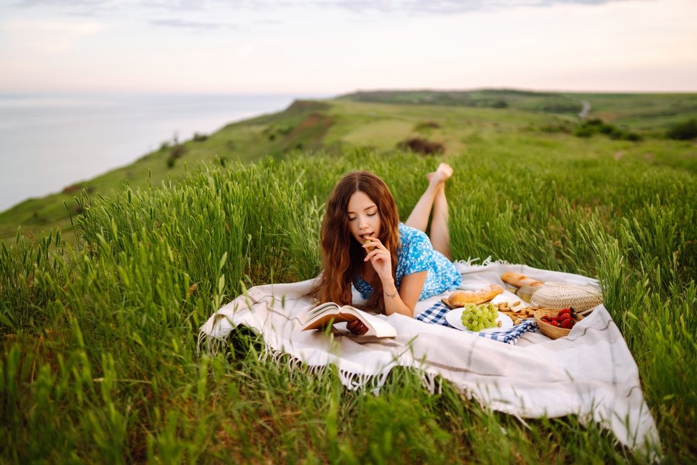 Enjoy a Picnic at Lake Ontario State Park