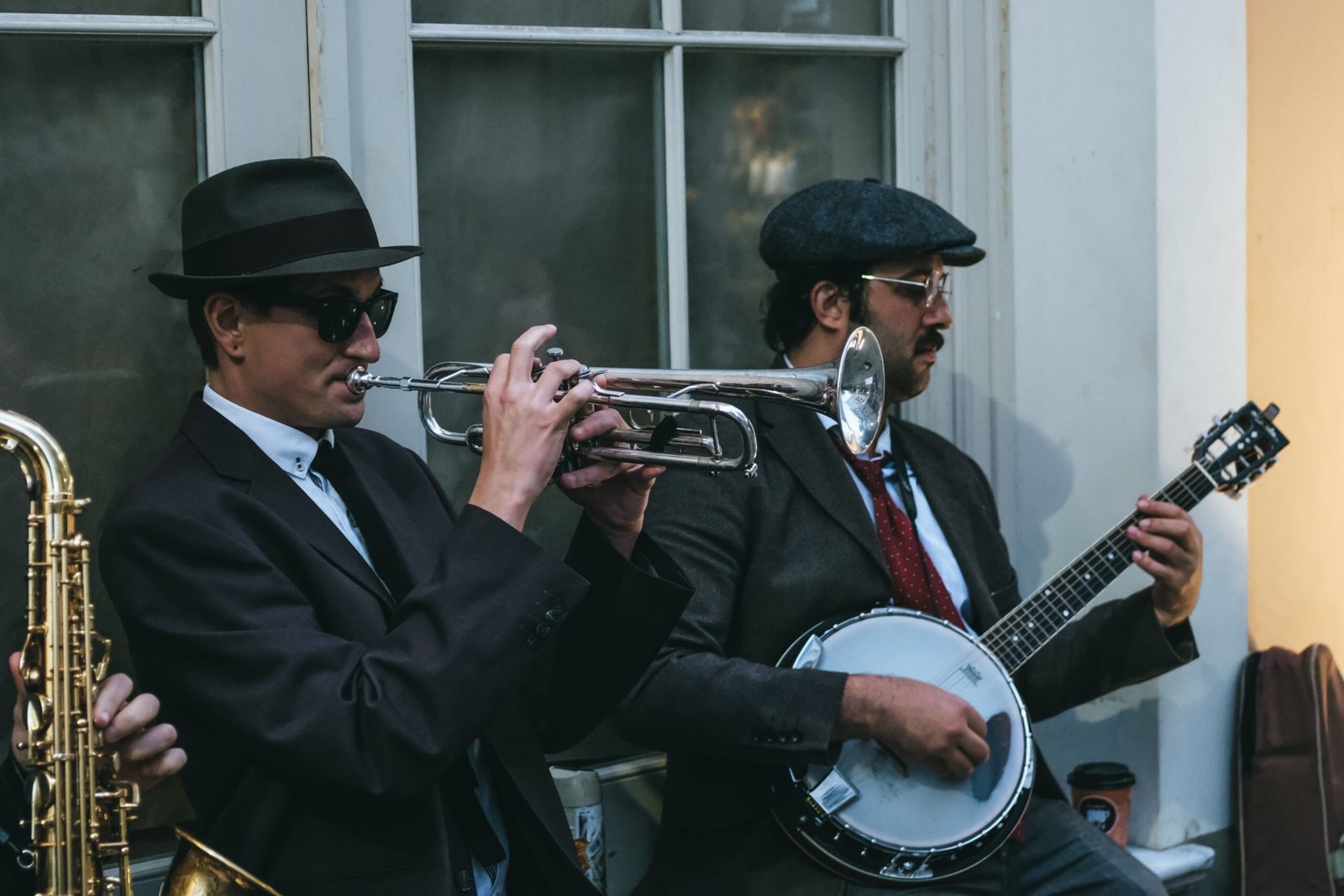 Enjoy Jazz Music at the Historic Apache Cafe