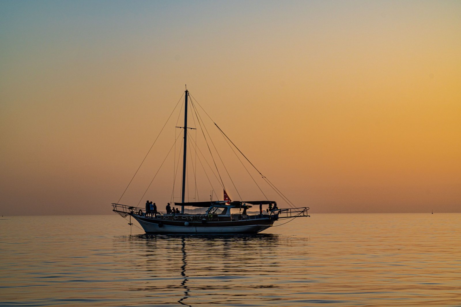Book a Sunset Cruise on the Bay
