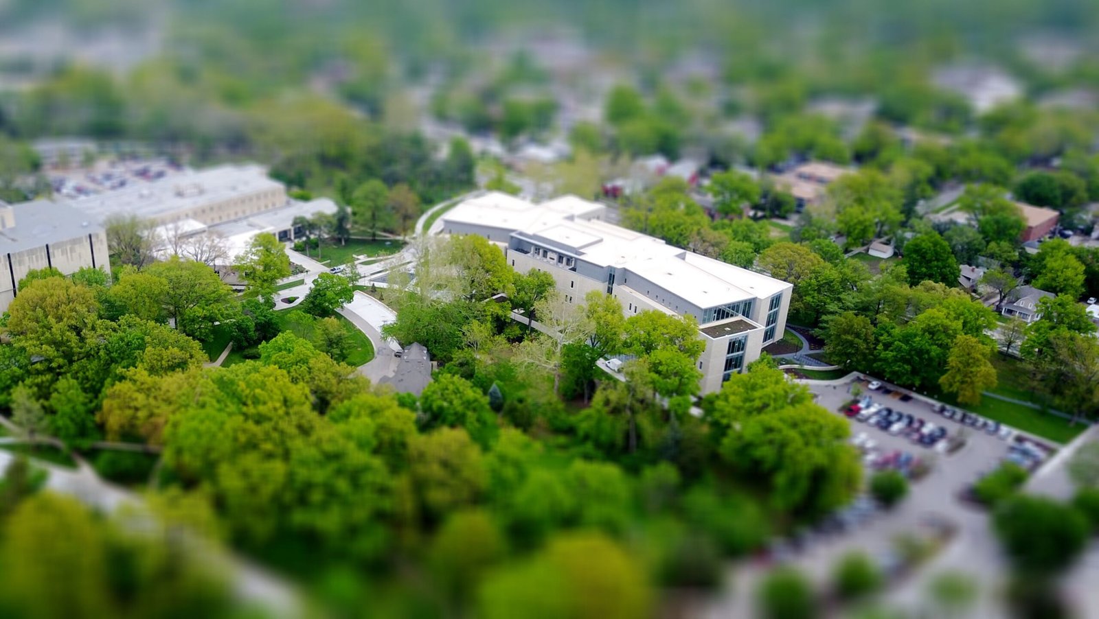 Explore the beautiful grounds of Bowling Green State University (BGSU) campus