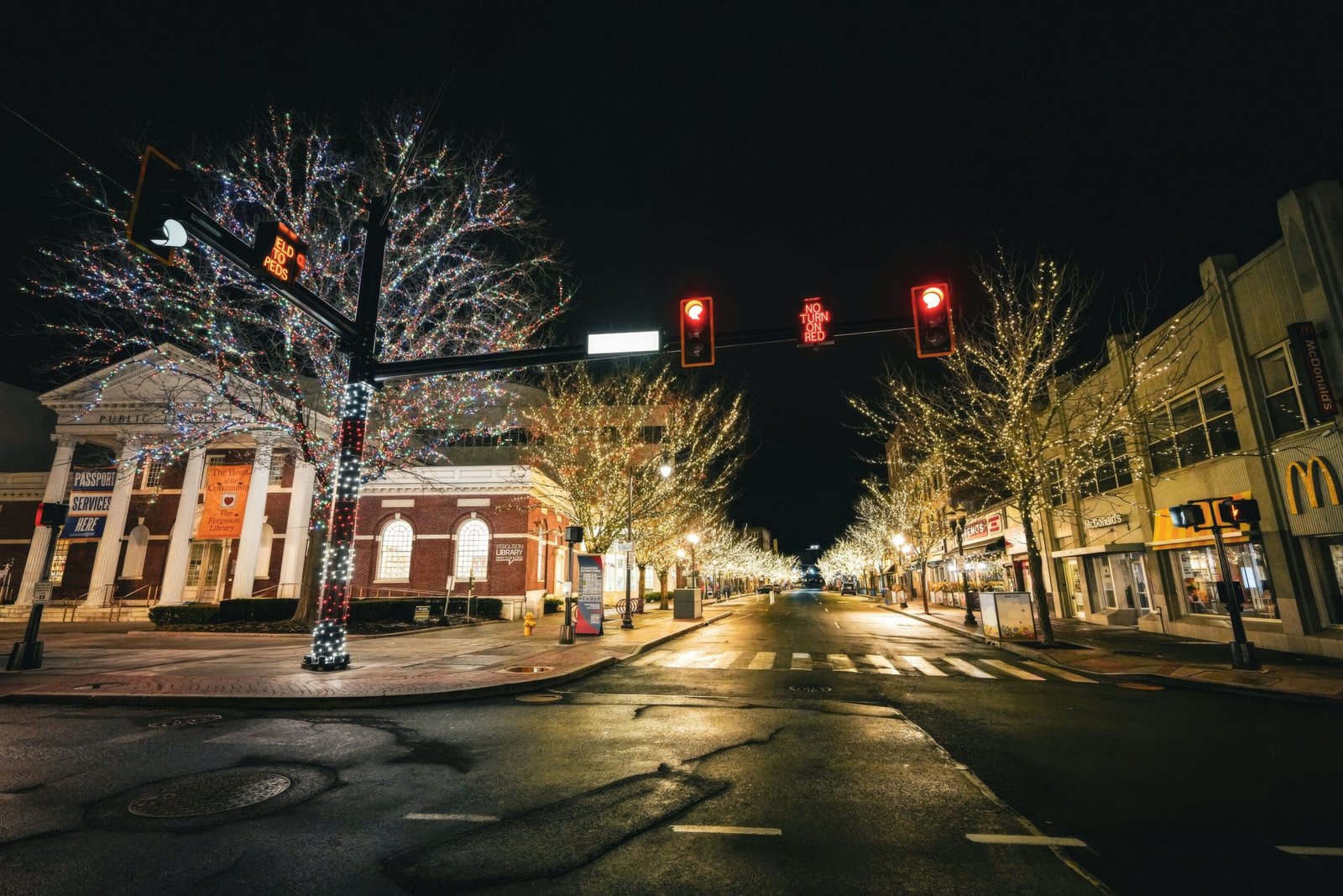 Explore the historic homes along the Dupont Circle Historic District