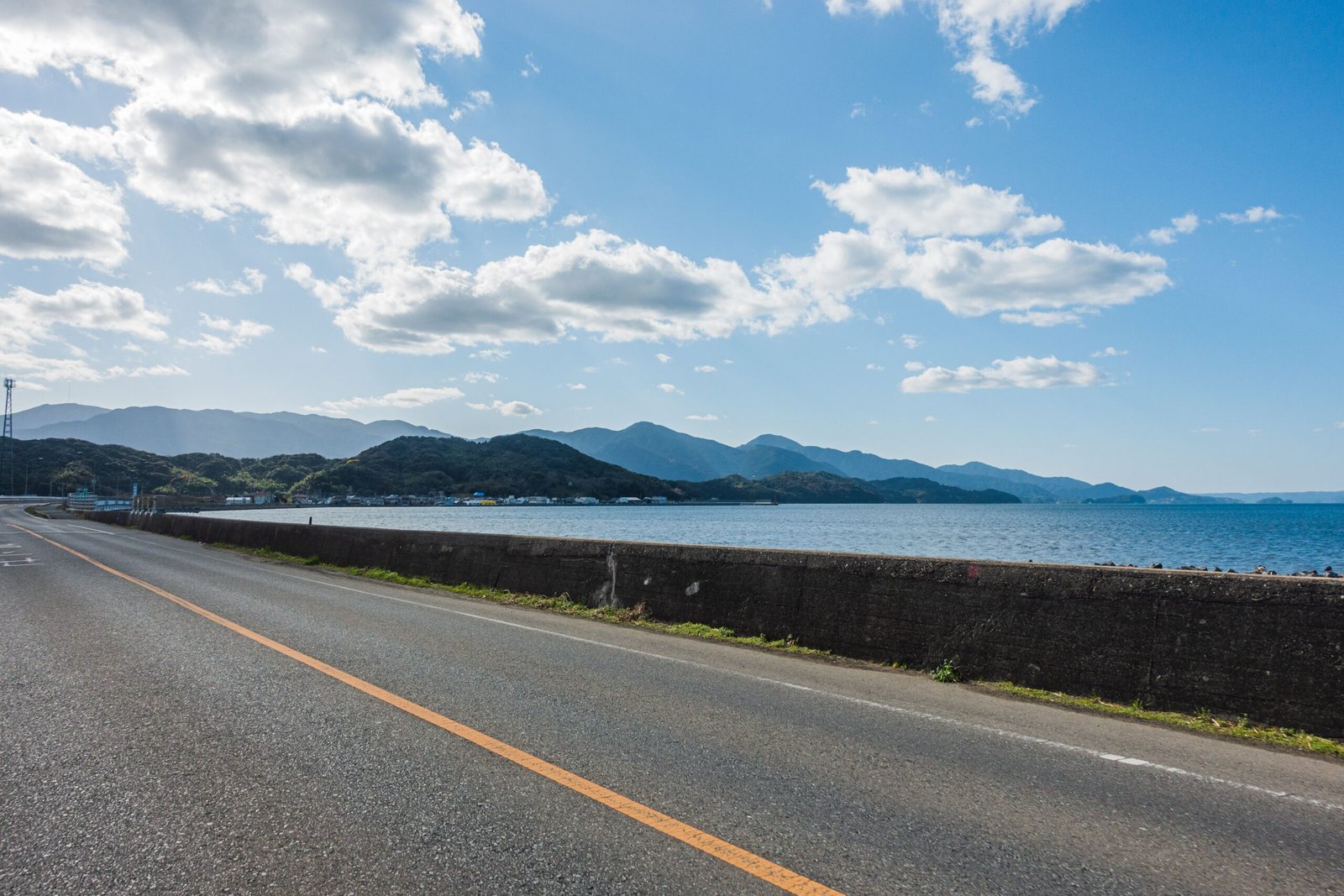 Take a scenic drive along the Route de l'Indépendance