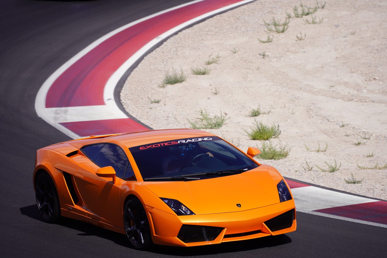 Test Your Driving Skills at Las Vegas Motor Speedway