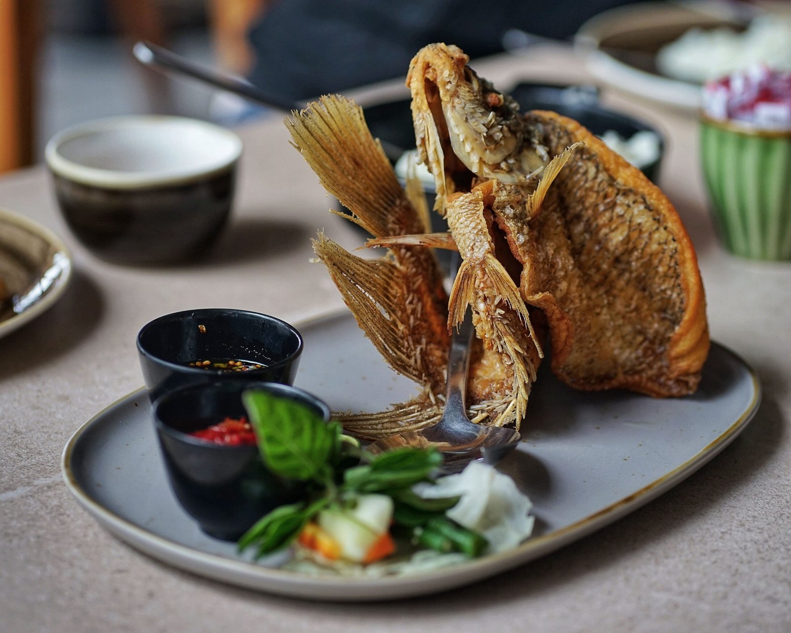 Dine at the Popular Narragansett Café for Local Seafood Delicacies