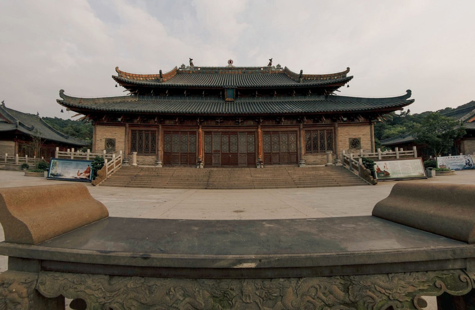 Visit the Historic Lingyin Temple