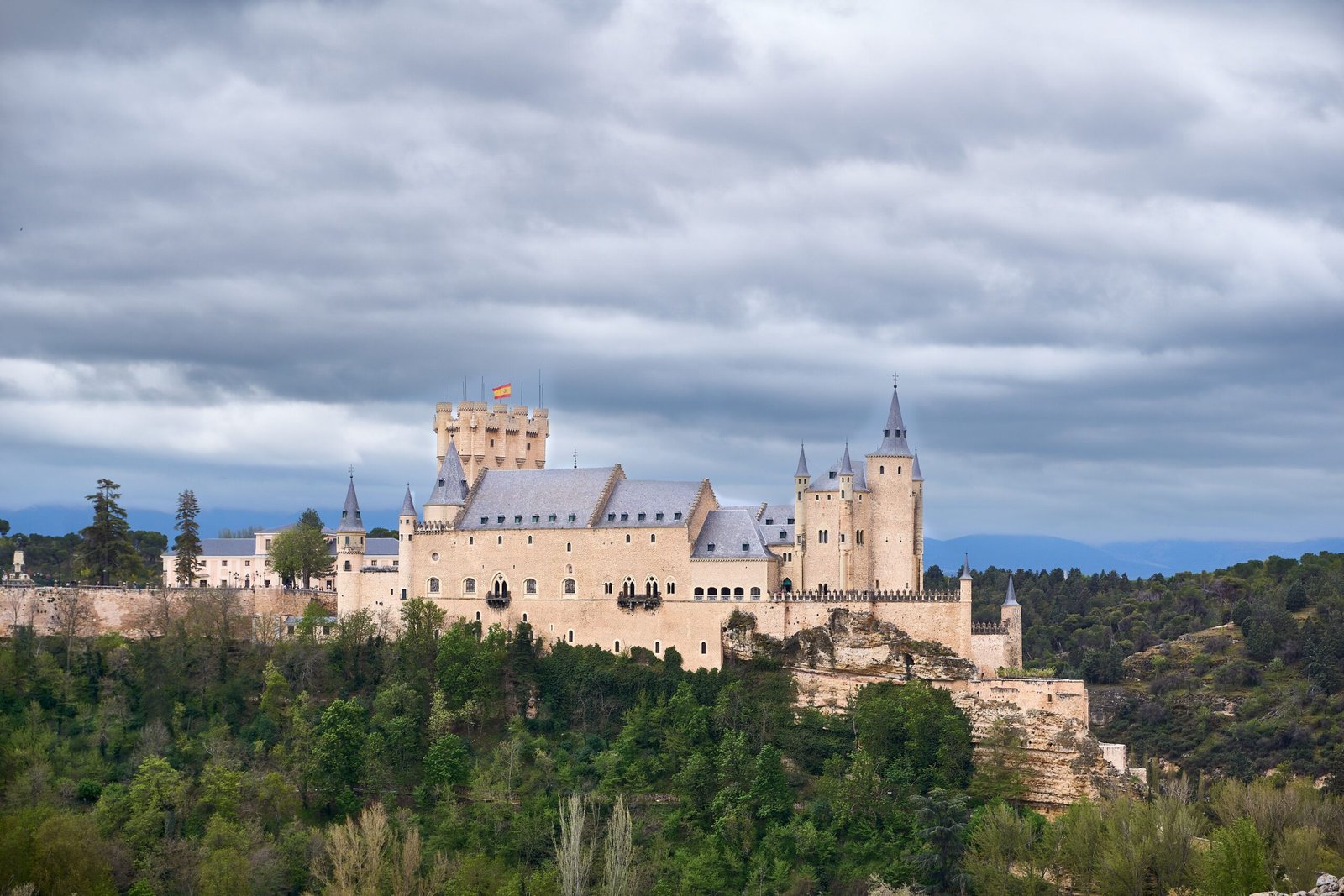 Visit the Iconic Alcázar of Segovia