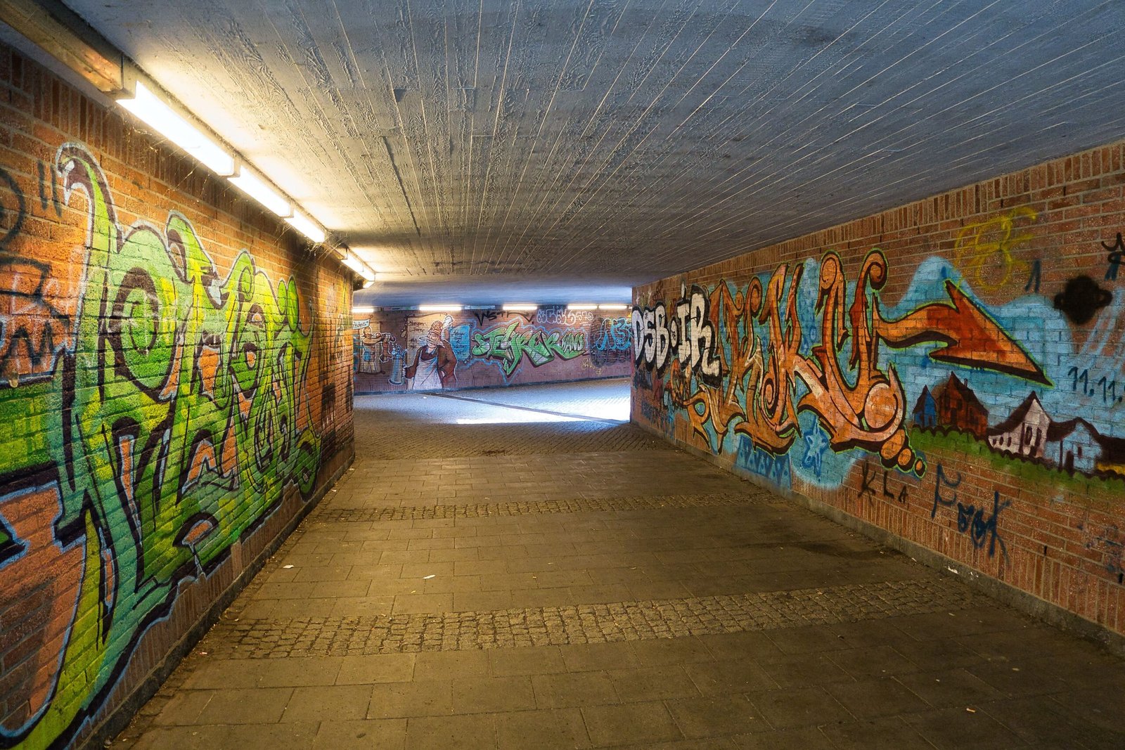 Discover Street Art in the Krog Street Tunnel