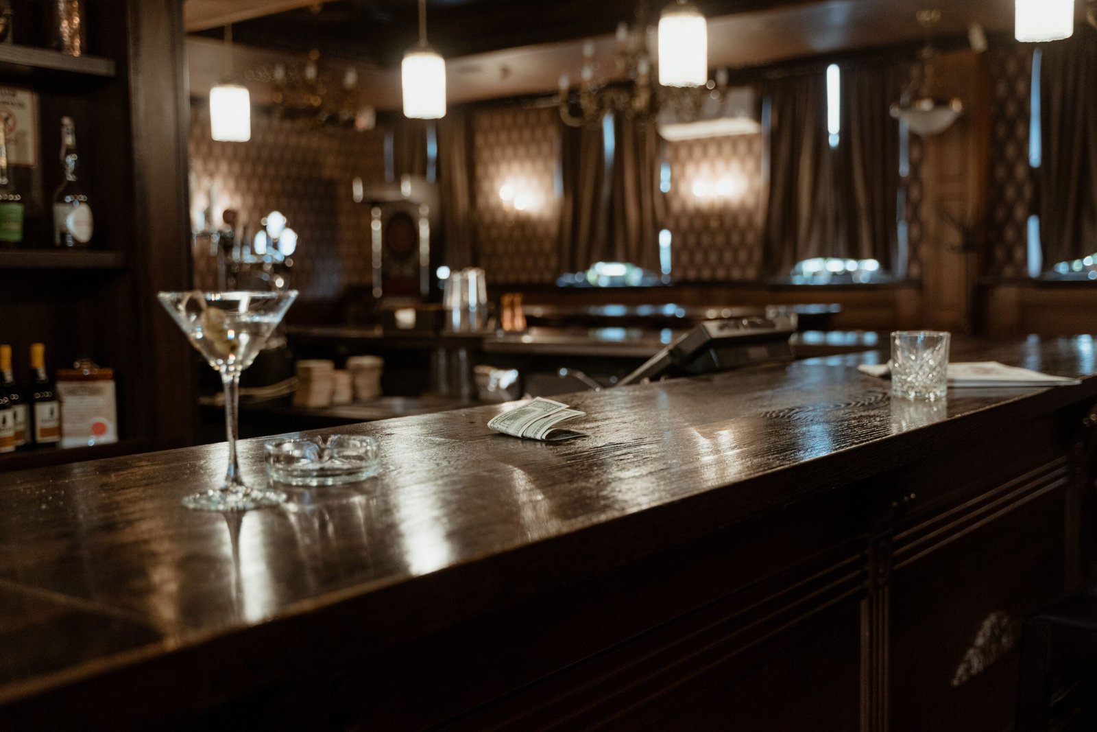 Experience the Nightlife at a Speakeasy like The Gibson