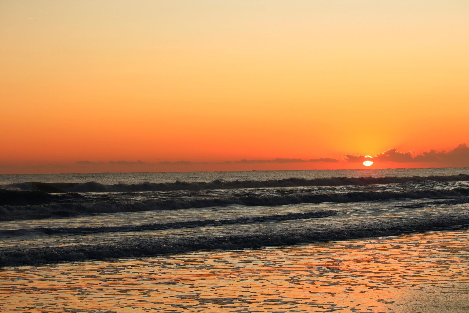 Relax at the Scenic Sugar Beach and Enjoy the Sunset