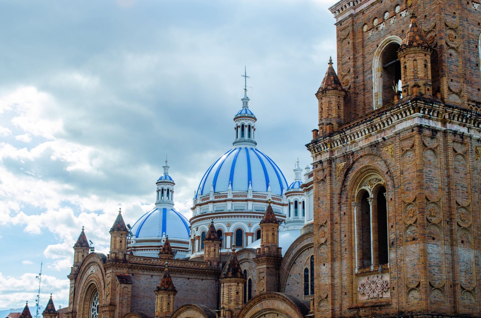 Visit the historic Cuenca Cathedral (Catedral Nueva) in the city center