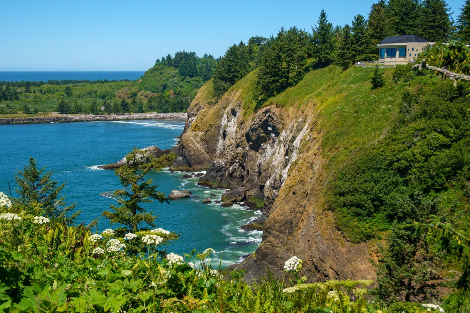 overview city of Depoe Bay