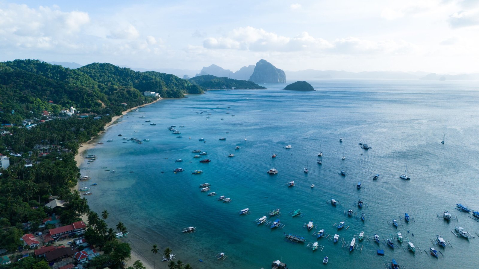 Overview city of El Nido Philippines