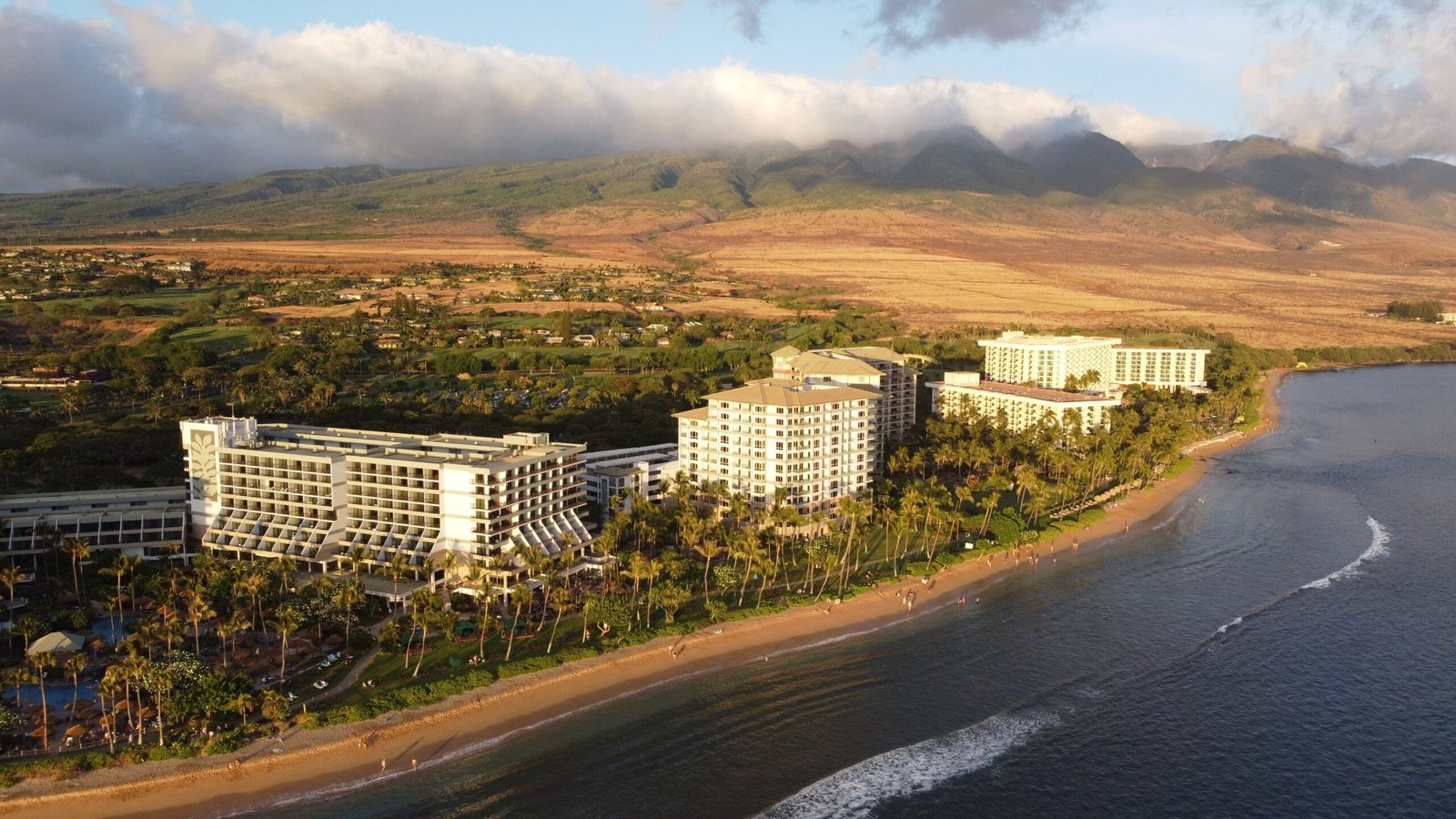 Overview city of Kaanapali